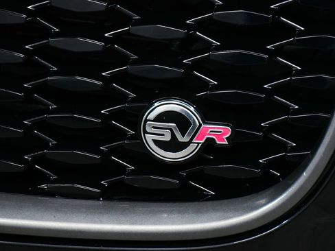 Used 2021 Jaguar F-PACE SVR image 79