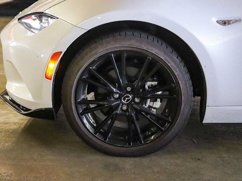 Used 2024 MAZDA MX-5 Miata Club w/ Interior Package RWD image 15