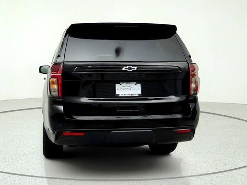 Used 2023 Chevrolet Tahoe Z71 w/ Luxury Package AWD/4WD image 6