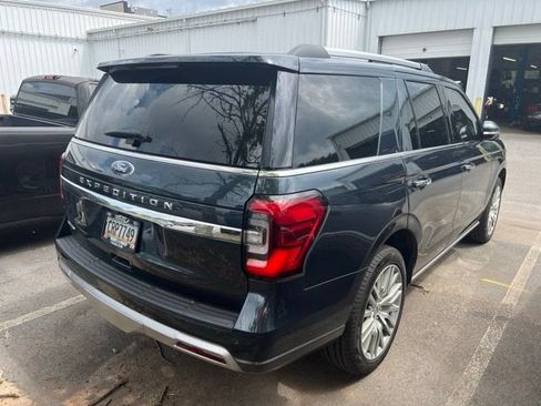 Certified 2024 Ford Expedition Limited RWD image 4