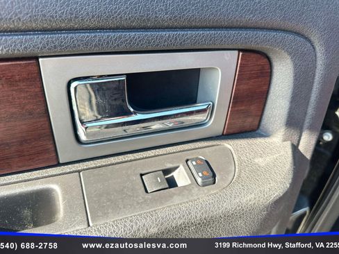 Used 2013 Ford F150 King Ranch w/ King Ranch Luxury Pkg image 19