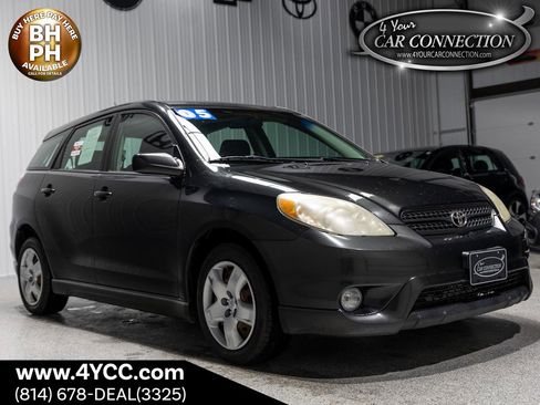Used 2005 Toyota Matrix XR image 1