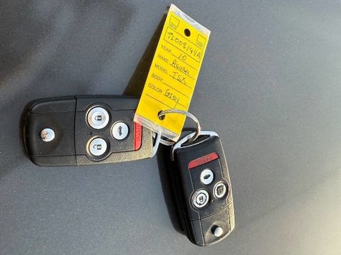 Used 2010 Acura TSX Sedan image 25