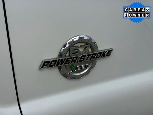 Used 2016 Ford F350 Lariat w/ Lariat Ultimate Package image 3