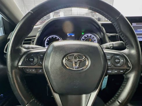 Used 2023 Toyota Camry SE FWD image 18
