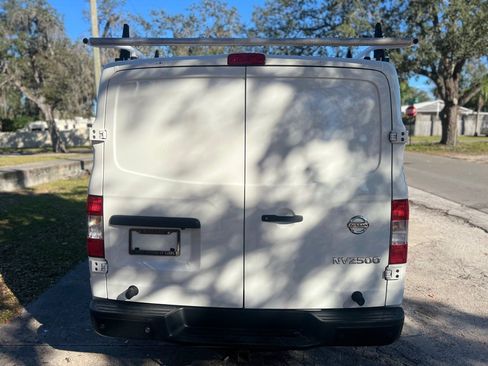 Used 2021 Nissan NV 2500 SV RWD image 8