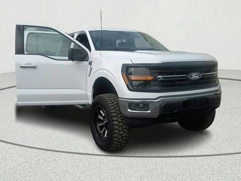 Used 2024 Ford F150 XLT w/ Tow/Haul Package AWD/4WD image 8
