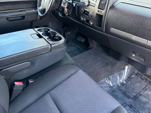 Used 2011 Chevrolet Silverado 1500 LT w/ All-Star Edition RWD image 18
