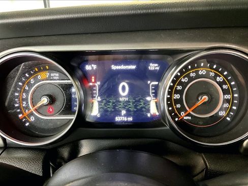 Used 2023 Jeep Wrangler Unlimited Sahara AWD/4WD image 26