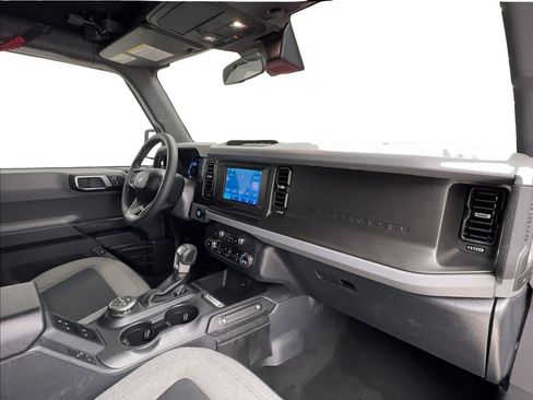 Used 2023 Ford Bronco 4-Door AWD/4WD image 28