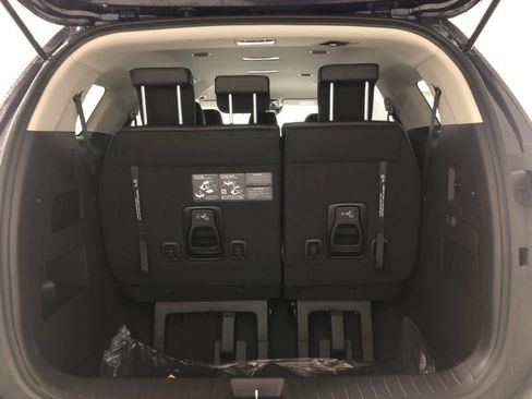 New 2026 Kia Carnival image 8