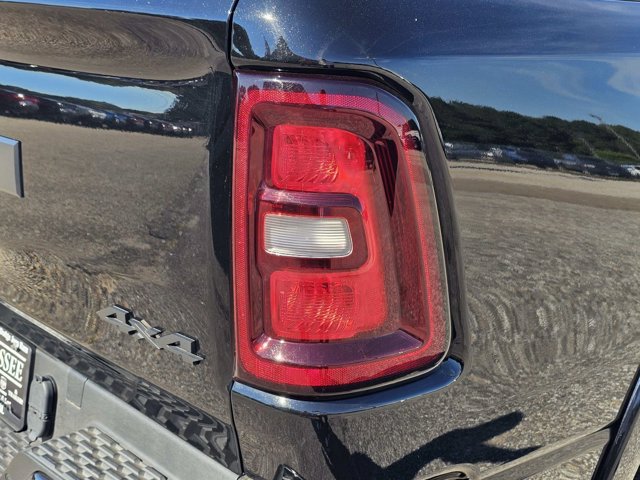 Used 2025 RAM 1500 Big Horn AWD/4WD image 10