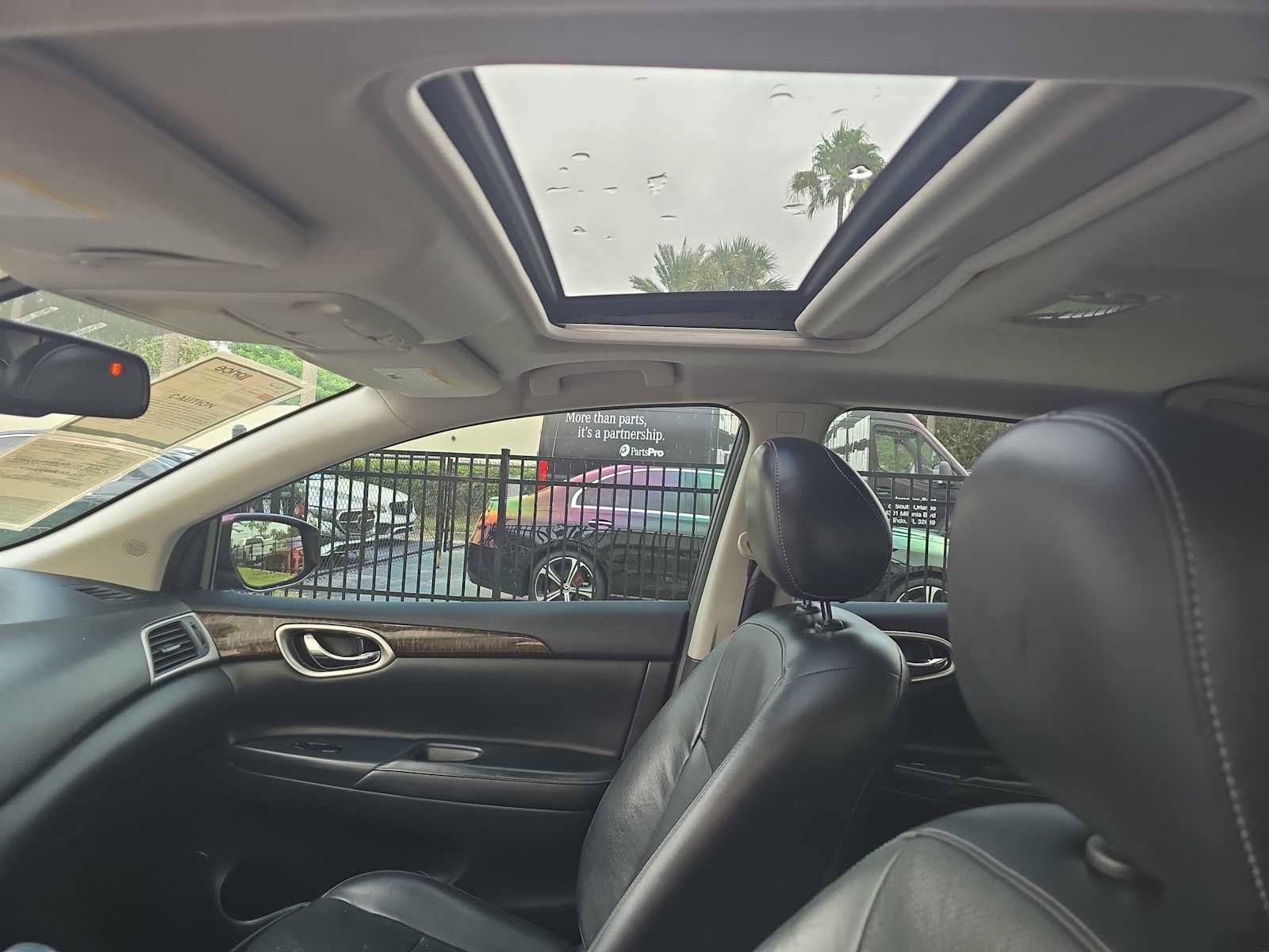 Used 2014 Nissan Sentra SL w/ Premium Package FWD image 31