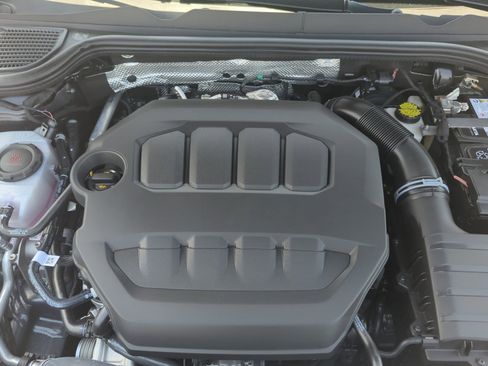 New 2025 Volkswagen Golf SE image 20