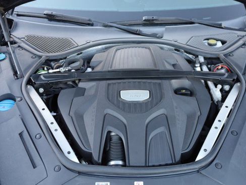 Used 2017 Porsche Panamera image 51