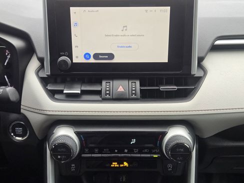 Used 2023 Toyota RAV4 XLE Premium image 18