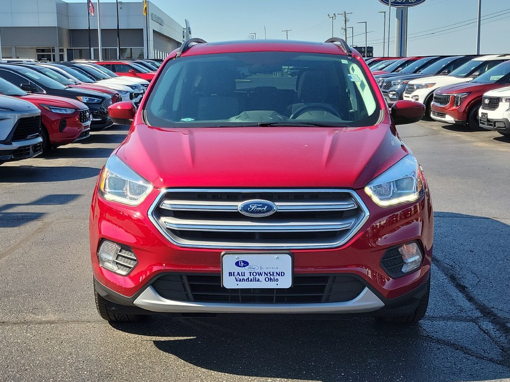 Certified 2017 Ford Escape SE w/ Equipment Group 201A FWD image 2