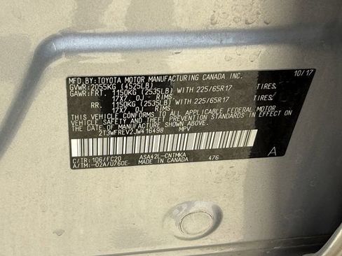 Used 2018 Toyota RAV4 XLE image 37