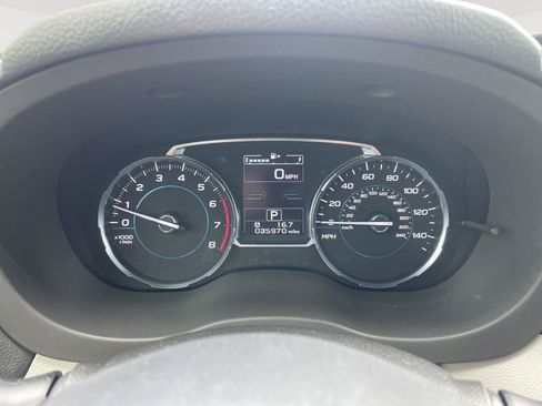 Used 2017 Subaru Forester 2.5i Limited AWD/4WD image 2