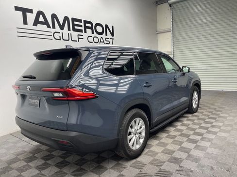 Used 2024 Toyota Grand Highlander XLE image 7