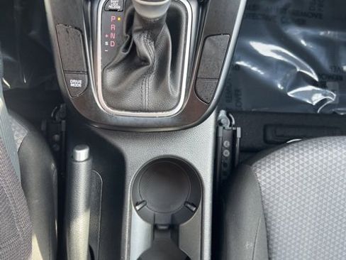 Used 2022 Kia Soul LX image 9