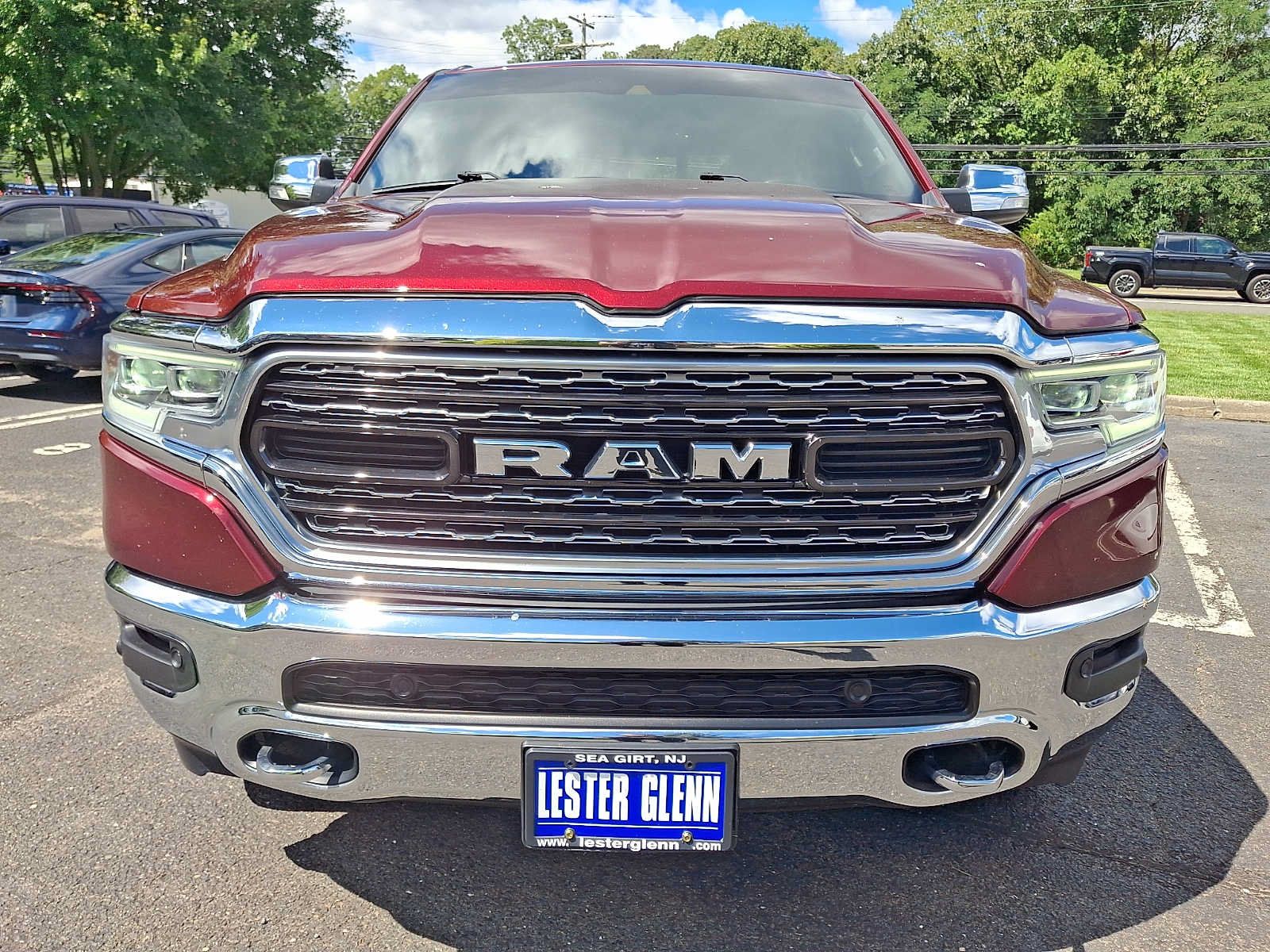 Used 2022 RAM 1500 Limited AWD/4WD image 2