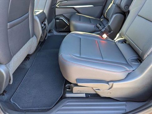 New 2026 Chevrolet Traverse Z71 image 16