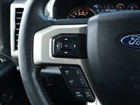 Used 2017 Ford F150 Lariat w/ Equipment Group 502A Luxury AWD/4WD image 13