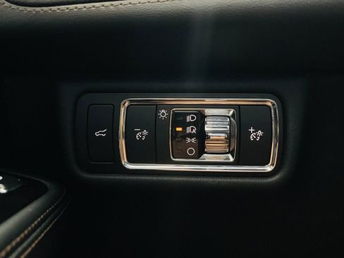 Used 2026 Lincoln Aviator Reserve AWD/4WD image 58