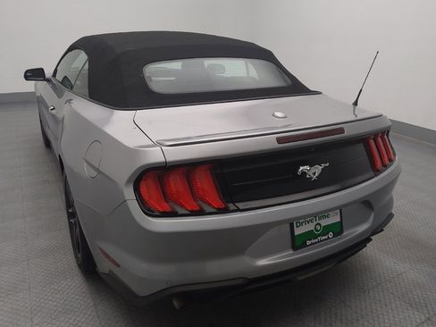 Used 2020 Ford Mustang Premium RWD image 6