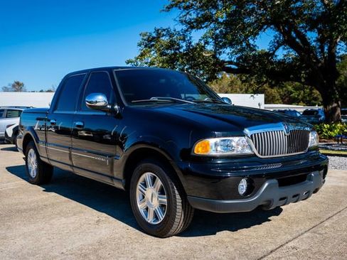 Used 2002 Lincoln Blackwood image 1