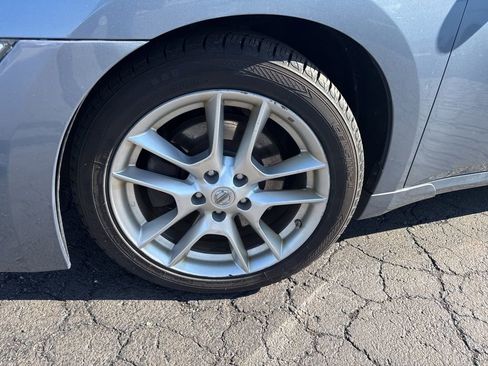 Used 2011 Nissan Maxima 3.5 SV w/ Premium Pkg image 2