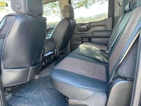 Used 2020 Chevrolet Silverado 1500 Custom w/ Custom Value Package image 6