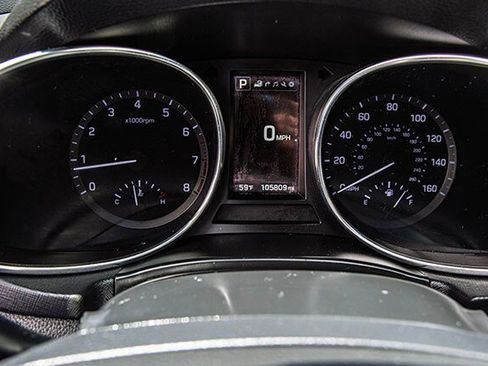 Used 2017 Hyundai Santa Fe Sport w/ Cargo Package FWD image 15