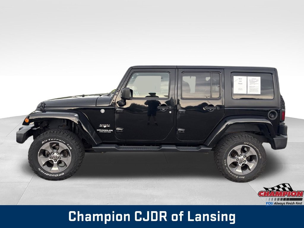Used 2016 Jeep Wrangler Unlimited Sahara AWD/4WD image 4
