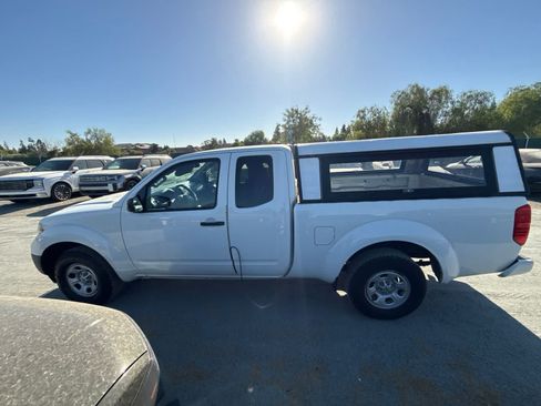 Used 2017 Nissan Frontier S RWD image 6