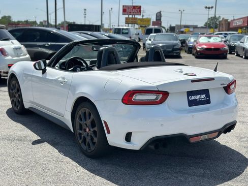 Used 2020 FIAT 124 Spider Abarth w/ Convenience Group RWD image 13