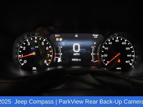 Used 2025 Jeep Compass Trailhawk AWD/4WD image 13