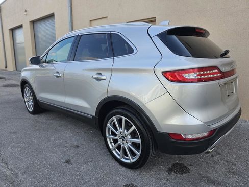 Used 2019 Lincoln MKC Reserve w/ MKC Technology Package FWD image 17
