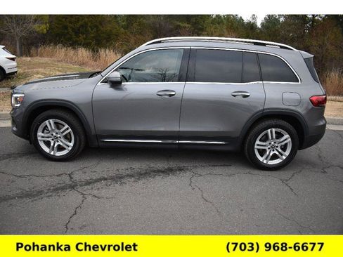 Used 2023 Mercedes-Benz GLB 250 250 4MATIC image 5