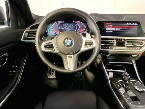 Used 2019 BMW 330i xDrive Sedan w/ M Sport Package AWD/4WD image 6