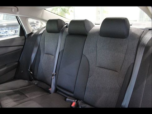 Certified 2023 Honda Accord LX image 16