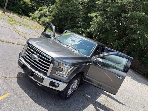 Used 2017 Ford F150 XLT w/ Equipment Group 301A Mid AWD/4WD image 31