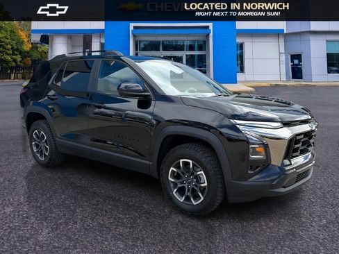 New 2026 Chevrolet Equinox ACTIV w/ Convenience Package III FWD image 3