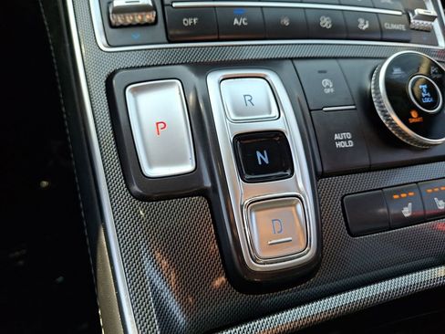 Used 2023 Hyundai Santa Fe SEL w/ Premium Package image 17