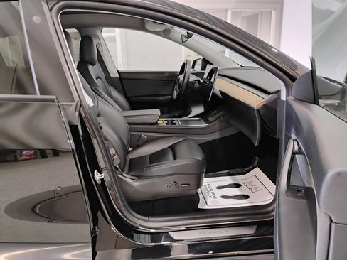 Used 2021 Tesla Model Y 2WD image 85