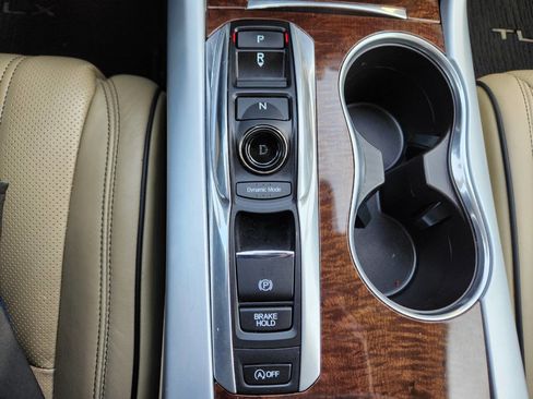 Used 2018 Acura TLX V6 SH-AWD w/ Technology Pkg image 27