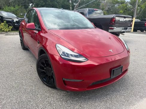 Used 2020 Tesla Model Y Long Range AWD/4WD image 5