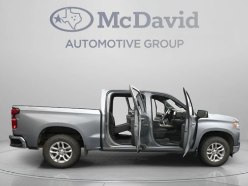 Used 2024 Chevrolet Silverado 1500 LT w/ Z71 Off-Road Package AWD/4WD image 40