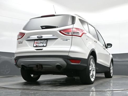 Used 2015 Ford Escape Titanium w/ Equipment Group 301A AWD/4WD image 41